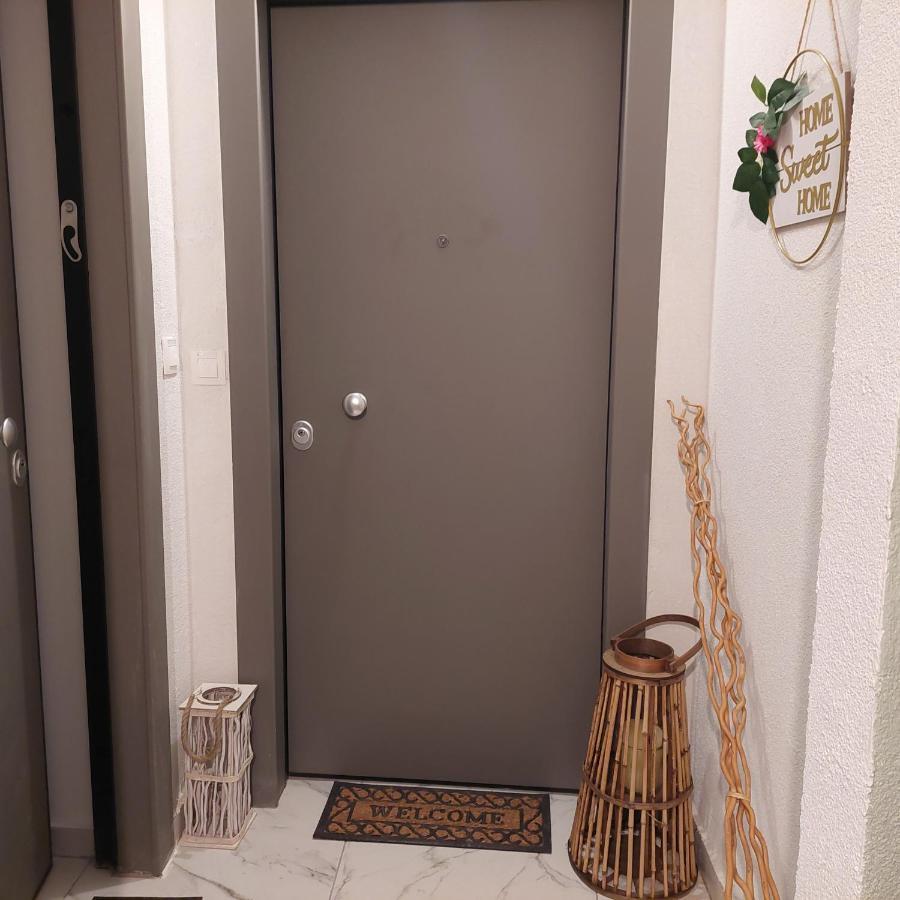 Budget Apartment To The Center Thessaloniki Exterior photo
