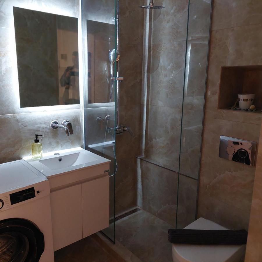 Budget Apartment To The Center Thessaloniki Exterior photo